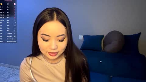 Kira online show from December 18, 2025, 10:21 am