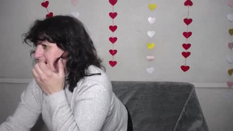 LuciaMi online show from February 14, 2025, 1:13 am