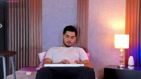 Luciano online show from July 10, 2026, 12:52 pm