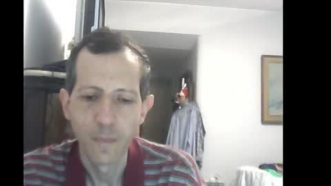 Snapshot of lucianoaxel chatting on December 21, 2024, 2:41 am Luciano online show from December 21, 2024, 2:41 am