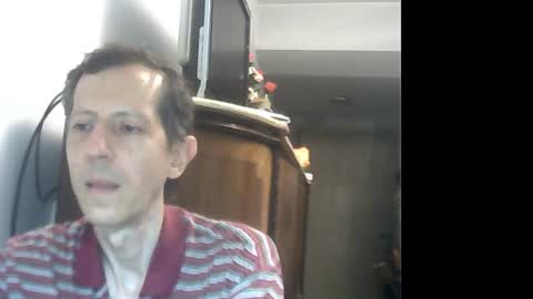 Snapshot of lucianoaxel chatting on February 21, 2025, 1:11 am Luciano online show from February 21, 2025, 1:11 am