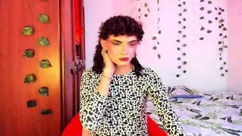 Lucy or Lucian 3 Come to my social Links3   online show from October 8, 2025, 3:37 am