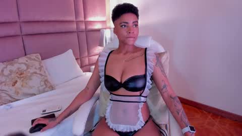 Snapshot of luciawallace chatting on March 7, 2025, 3:19 am lucia wallace online show from March 7, 2025, 3:19 am