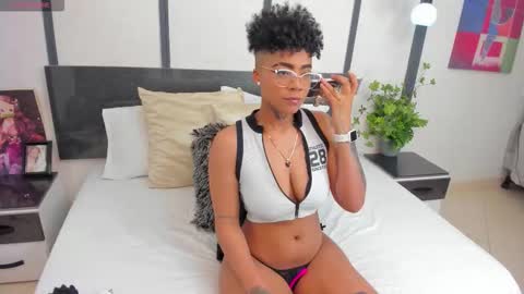 Snapshot of luciawallace chatting on November 28, 2025, 11:40 pm lucia wallace online show from November 28, 2025, 11:40 pm