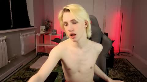 Angelok online show from March 11, 2026, 1:28 pm