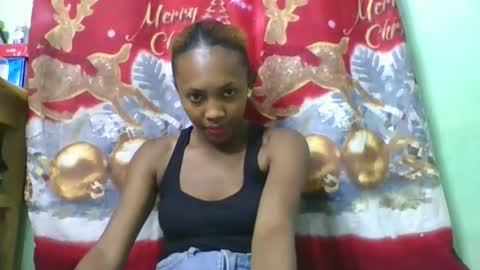 lucie196645 online show from May 15, 2026, 9:16 am