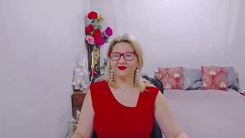 Lucille Fenly online show from January 17, 2026, 1:32 am