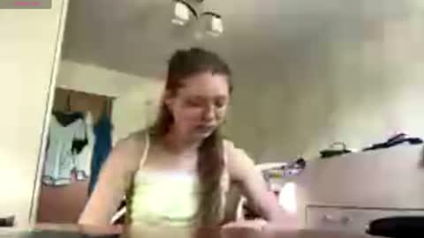 Maya online show from July 10, 2026, 7:12 am