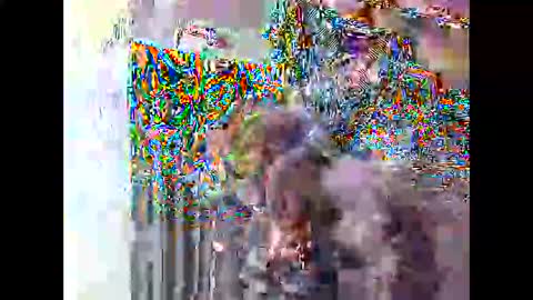 luciousloxs online show from April 28, 2026, 6:35 pm