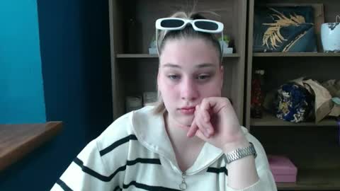 Snapshot of lucky_barbie chatting on May 11, 2026, 12:44 pm Grace online show from May 11, 2026, 12:44 pm