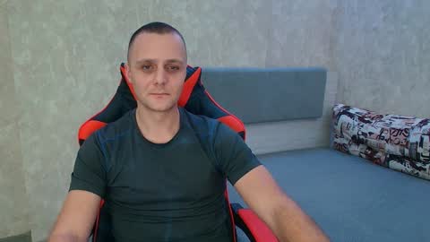 Ethan online show from December 16, 2024, 10:34 pm