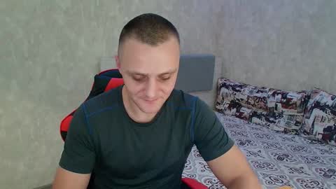 Ethan online show from December 30, 2024, 8:47 pm