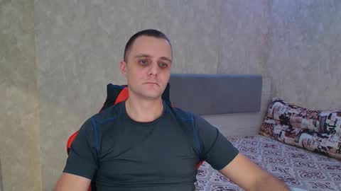 Ethan online show from February 14, 2025, 8:15 pm