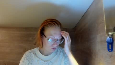 Snapshot of lucky_licky20 chatting on February 5, 2025, 4:27 am lucky_licky20 online show from February 5, 2025, 4:27 am