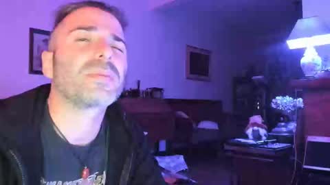 Snapshot of luckydrakex chatting on December 18, 2024, 2:32 am Lucky online show from December 18, 2024, 2:32 am