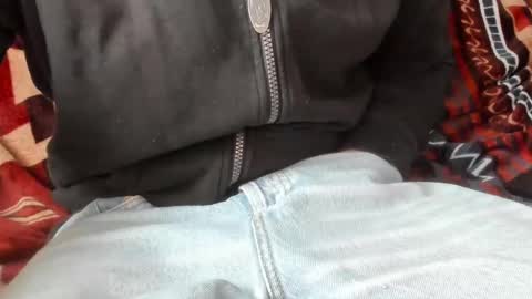 Snapshot of luckydrakex chatting on December 29, 2024, 3:57 pm Lucky online show from December 29, 2024, 3:57 pm