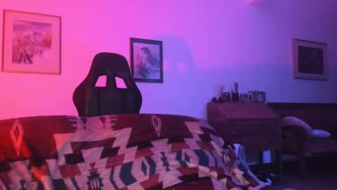 Snapshot of luckydrakex chatting on January 10, 2025, 11:08 pm Lucky online show from January 10, 2025, 11:08 pm