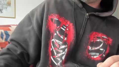 Snapshot of luckydrakex chatting on February 17, 2025, 9:35 am Lucky online show from February 17, 2025, 9:35 am