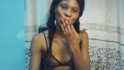 Snapshot of luckymadequeen chatting on January 4, 2025, 6:09 pm Gloria online show from January 4, 2025, 6:09 pm