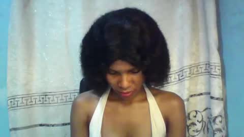 Snapshot of luckymadequeen chatting on January 24, 2025, 5:21 am Gloria online show from January 24, 2025, 5:21 am