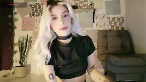 luckysapphire777 online show from May 24, 2026, 1:16 pm