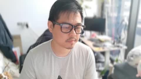 Tyson online show from December 2, 2025, 12:49 am