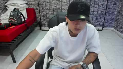 Snapshot of luckyy_boy_ chatting on April 21, 2026, 10:45 pm Lucky online show from April 21, 2026, 10:45 pm