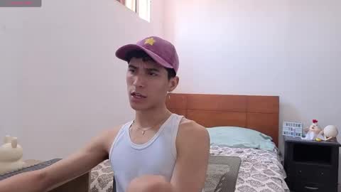 Lu Independent Model online show from April 2, 2026, 4:48 pm