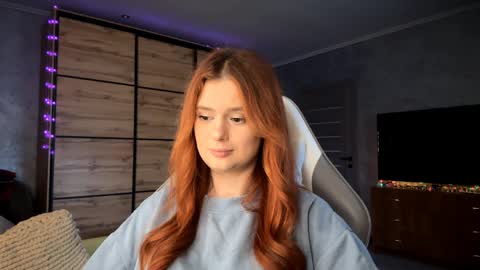 EmmaEmbers online show from April 9, 2026, 3:06 pm