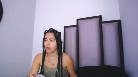   online show from November 21, 2025, 5:50 am