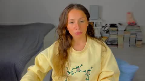 lucy__ray online show from October 2, 2025, 5:42 pm