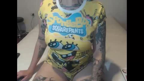 Snapshot of lucy_dreams69 chatting on December 22, 2024, 8:36 pm Lucia online show from December 22, 2024, 8:36 pm