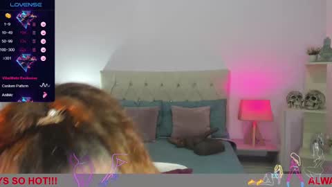 Snapshot of lucy_hot77 chatting on February 23, 2025, 9:48 pm Lucia online show from February 23, 2025, 9:48 pm