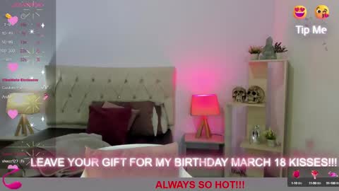 Snapshot of lucy_hot77 chatting on March 12, 2025, 9:03 pm Lucia online show from March 12, 2025, 9:03 pm