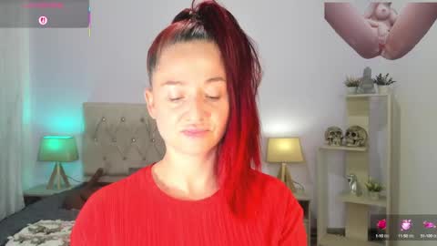 Snapshot of lucy_hot77 chatting on September 25, 2025, 9:51 pm Lucia online show from September 25, 2025, 9:51 pm