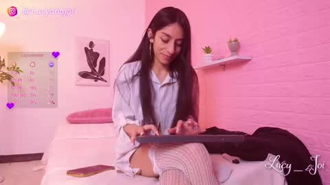 Luciana online show from March 20, 2026, 2:27 am