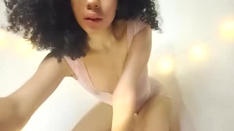 Lucia online show from February 12, 2026, 10:21 am