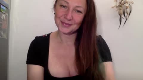 LucyKissxx online show from October 22, 2025, 2:17 pm