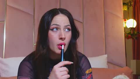 Lucy Lexton online show from March 14, 2026, 4:34 pm