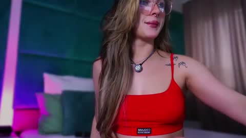 Snapshot of lucylexton chatting on July 1, 2026, 4:58 am Lucy Lexton online show from July 1, 2026, 4:58 am