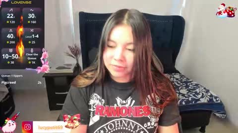 Lucy Petit online show from January 7, 2026, 1:02 pm