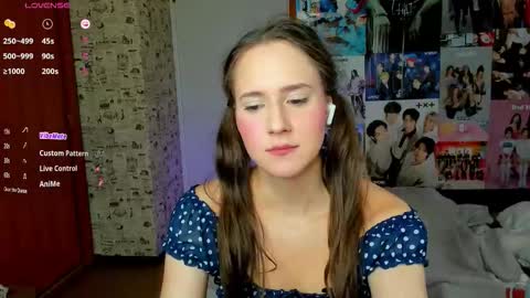 Lucy Rose online show from September 29, 2025, 4:56 pm