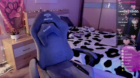 Lucy online show from January 26, 2025, 8:23 pm