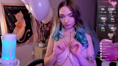 Lucy online show from February 14, 2025, 9:32 pm