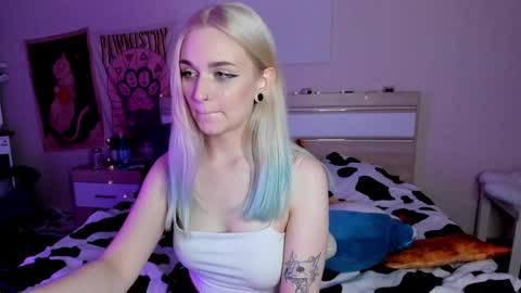 Lucy online show from March 12, 2025, 1:58 am