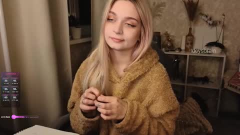 Lucy online show from September 13, 2025, 6:51 pm