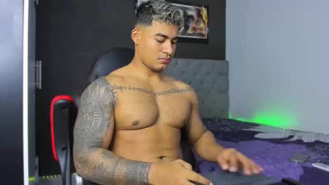 Snapshot of luigi_hot_ chatting on September 12, 2025, 2:11 am Luigi Independent model online show from September 12, 2025, 2:11 am