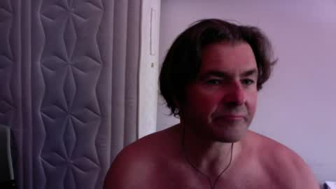 Snapshot of luigijohn chatting on July 19, 2026, 12:09 pm LUIGIJOHN online show from July 19, 2026, 12:09 pm