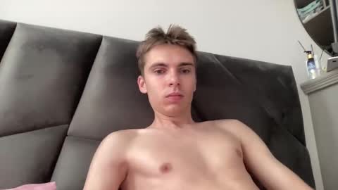 Luis online show from October 15, 2025, 10:48 am