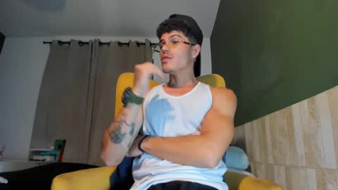 Luis AS online show from February 26, 2025, 9:16 pm